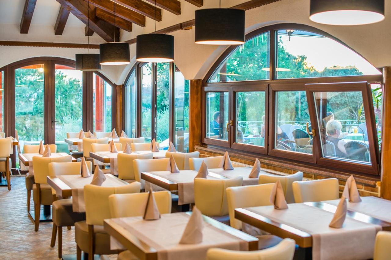Hotel Villa Vrsar Εξωτερικό φωτογραφία