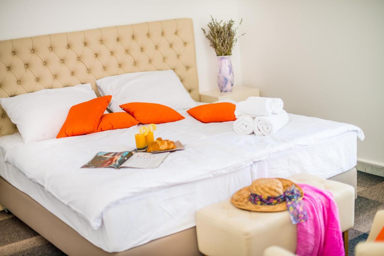 Hotel Villa Vrsar Εξωτερικό φωτογραφία