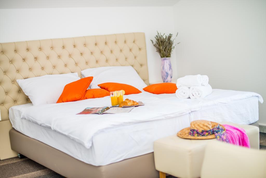 Hotel Villa Vrsar Εξωτερικό φωτογραφία