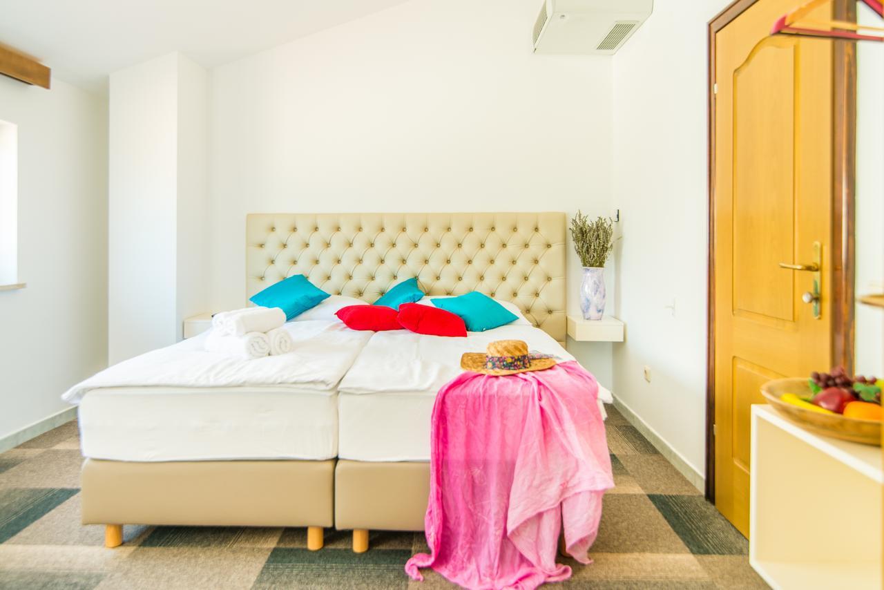Hotel Villa Vrsar Εξωτερικό φωτογραφία