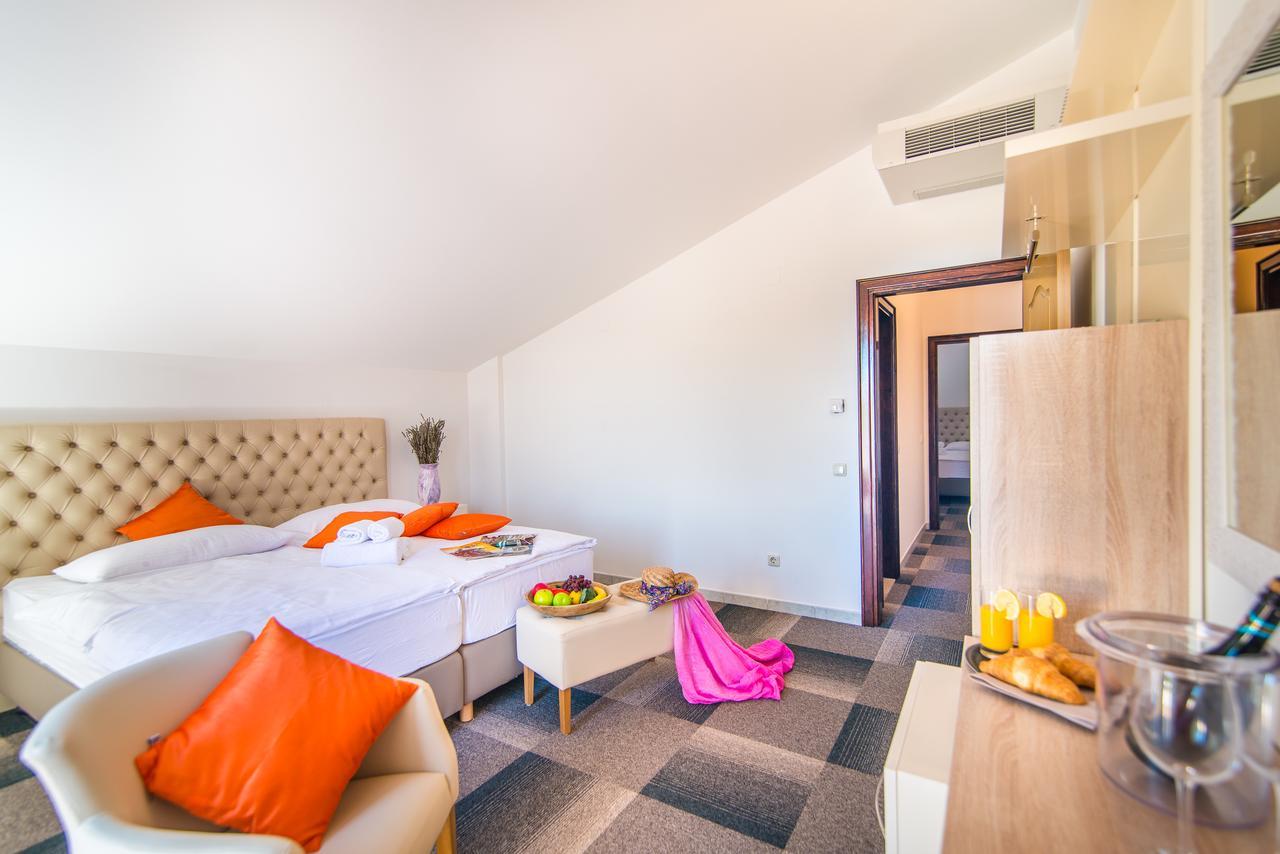 Hotel Villa Vrsar Εξωτερικό φωτογραφία