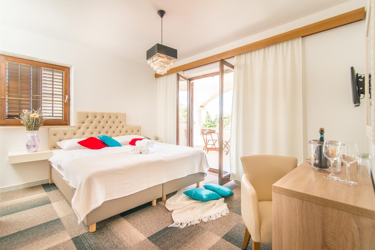 Hotel Villa Vrsar Εξωτερικό φωτογραφία